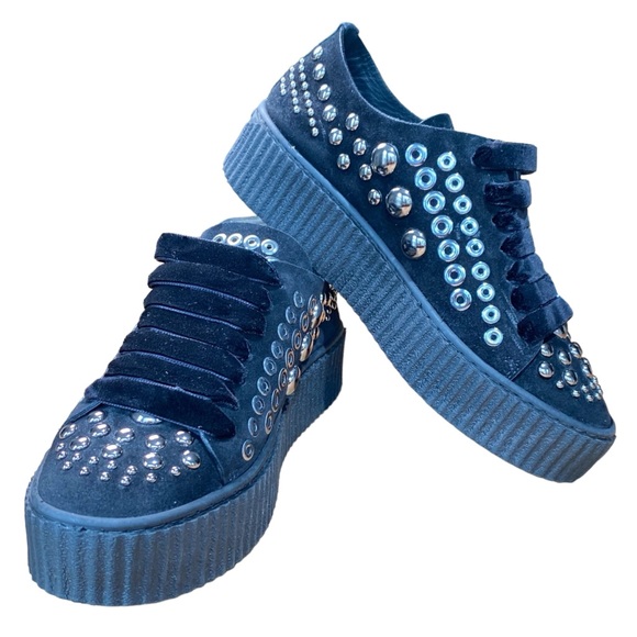 PINKO Studded Iseo Leather
Platform Sneaker Size 37 - Picture 15 of 15